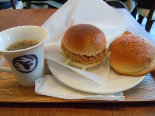 麻布のコロッケバーガー
